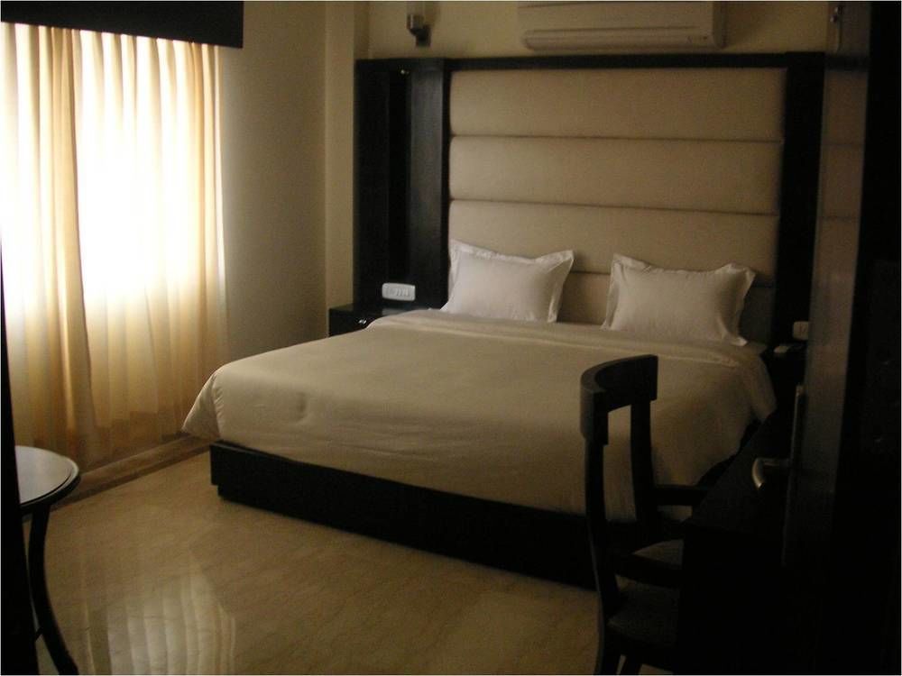Hotel Meridian Plaza New Delhi Luaran gambar