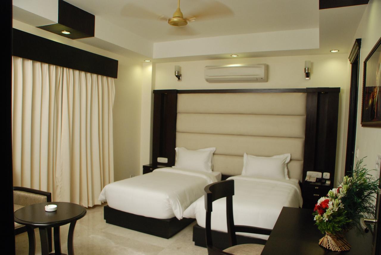 Hotel Meridian Plaza New Delhi Luaran gambar