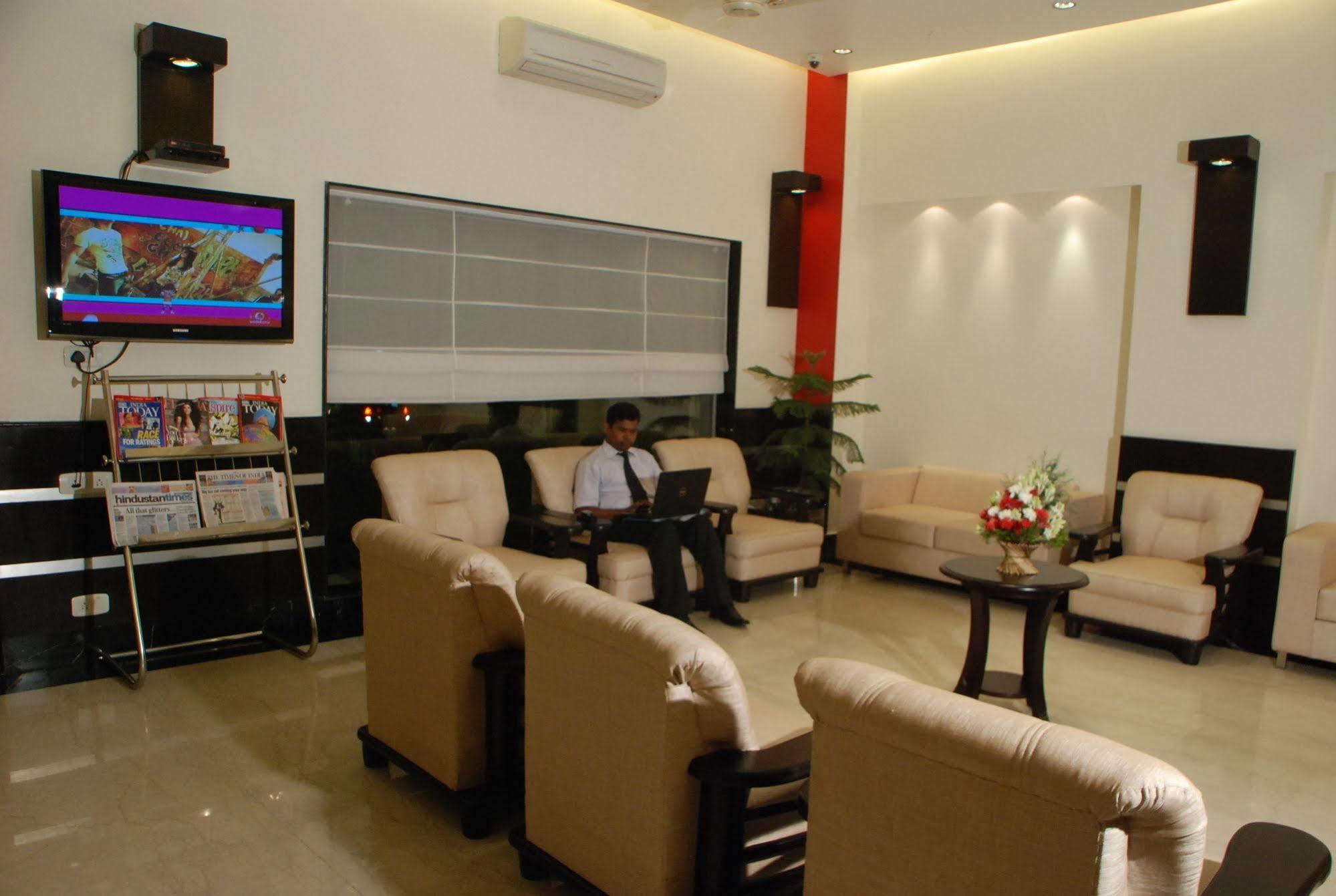 Hotel Meridian Plaza New Delhi Luaran gambar
